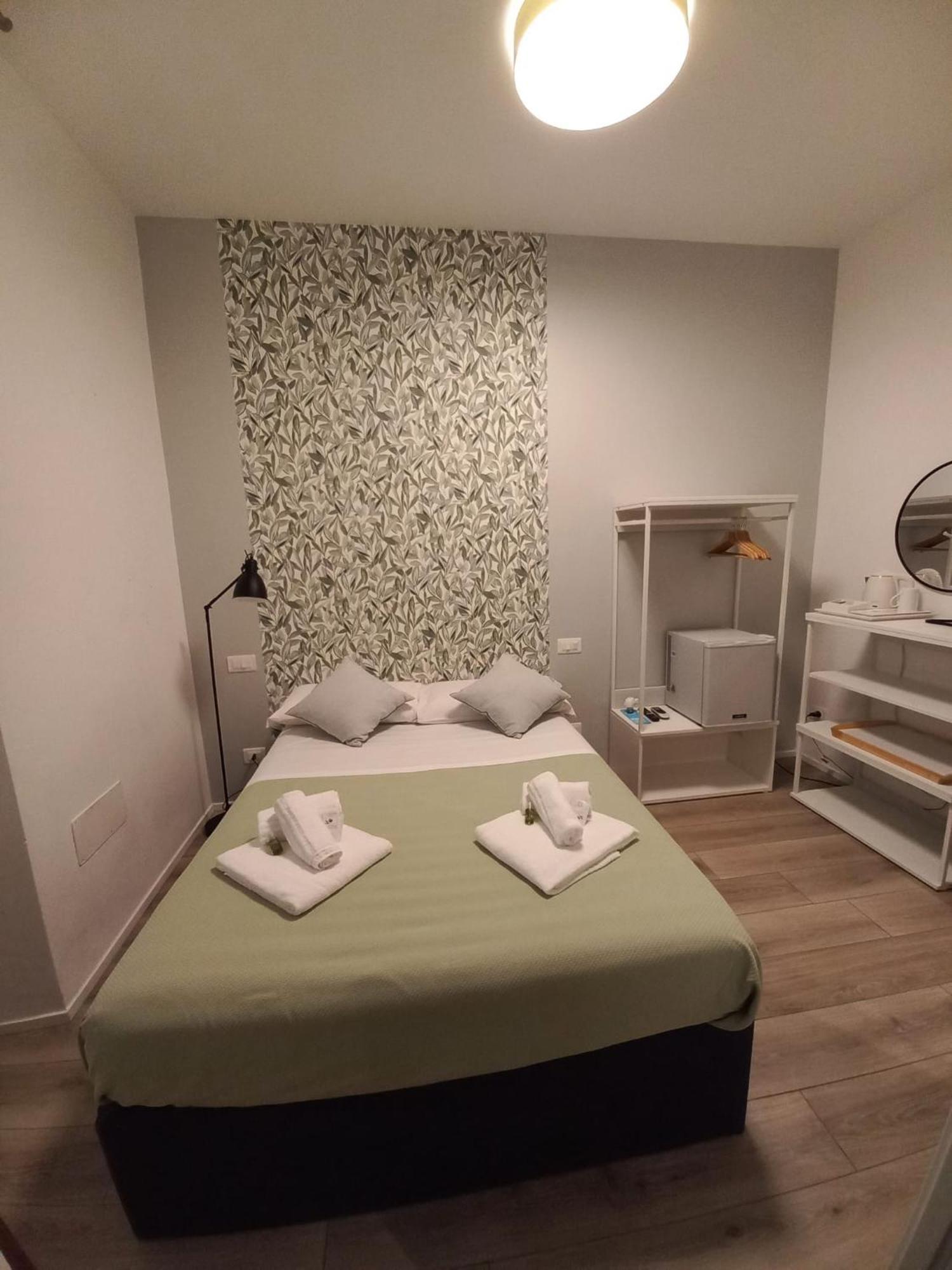 Rooms La Spezia 5 Terre Bagian luar foto